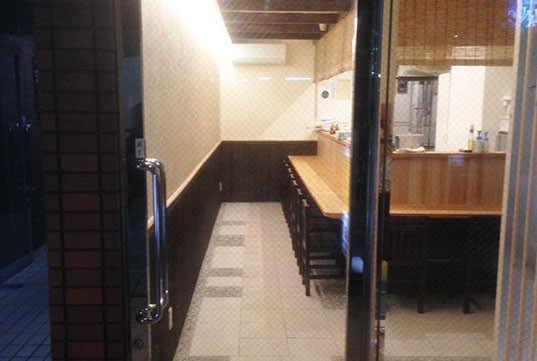 【札幌市・きしめんのきじや】モダンかつ無駄のない店舗設計