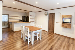 【東川町・Ａ邸】アンティーク調の安らぐ施術室