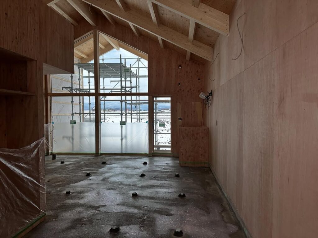 【東川町】コテージは仕上げに入りました