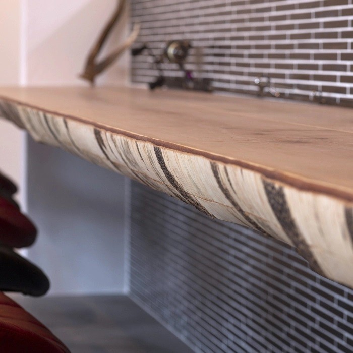 50年先も、白樺を生かすには。家具を通してつくる、森と人との良い関係~鳥羽山聡さん