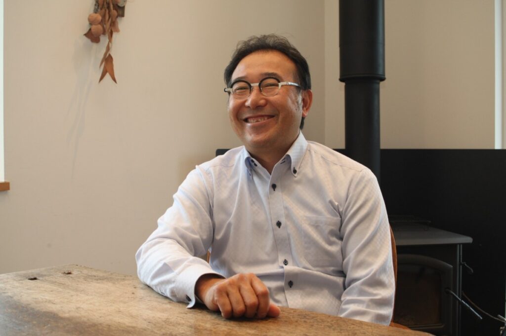 タイニーハウスなぜ人気? 旭川公園ゲストハウス―松本浩司さん