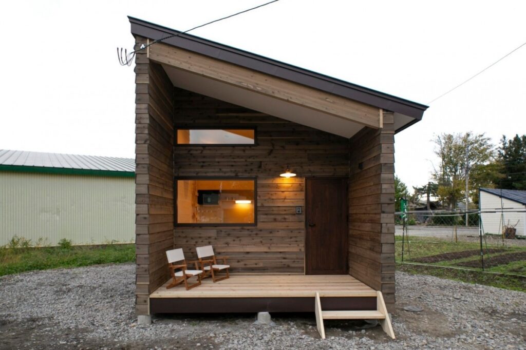 タイニーハウスなぜ人気? 旭川公園ゲストハウス―松本浩司さん