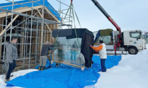 【東川町】木製サッシを取り付けました