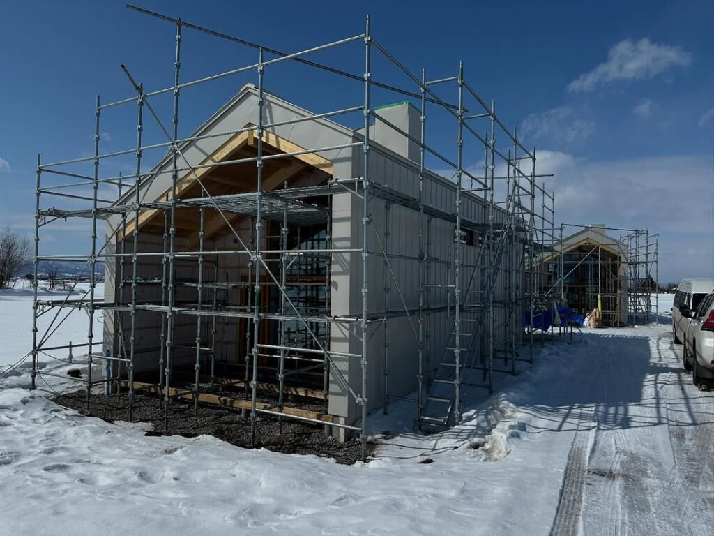 【東川町】外装の板金工事が終了