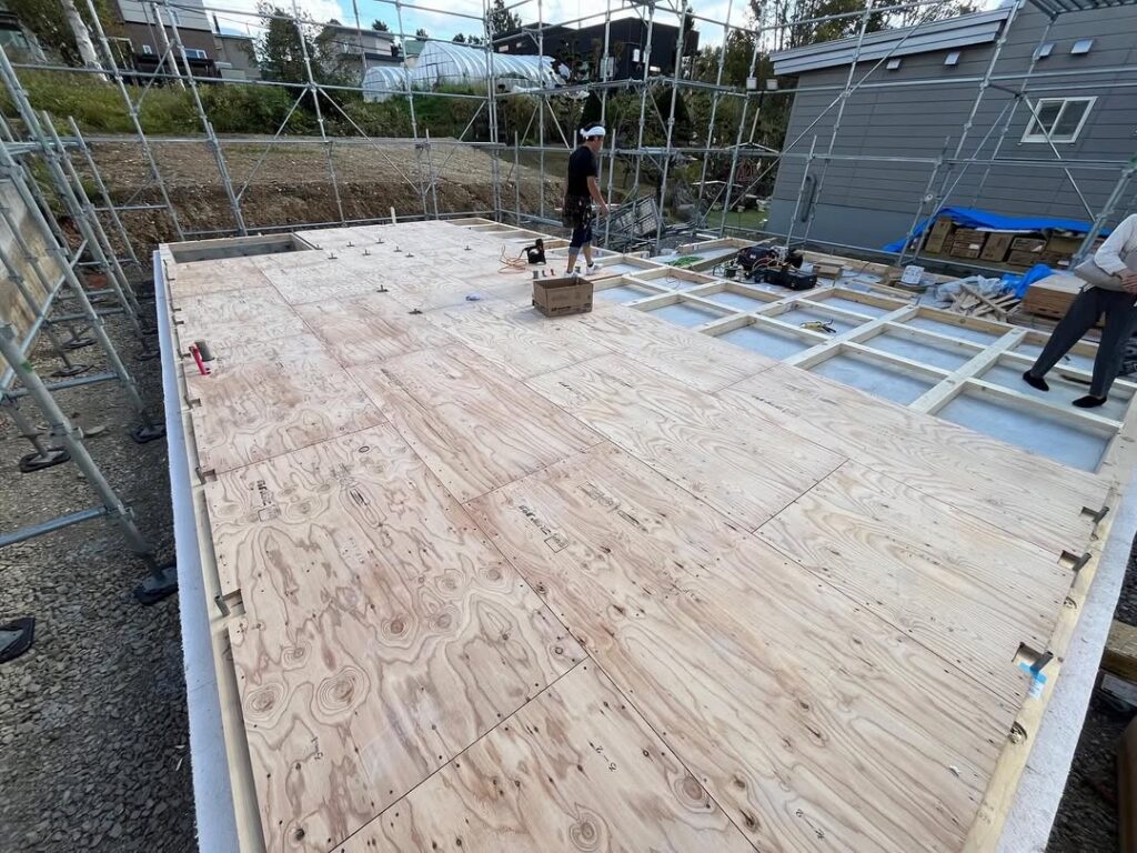 【東川町】基礎工事が終了し浄化槽の工事進行中