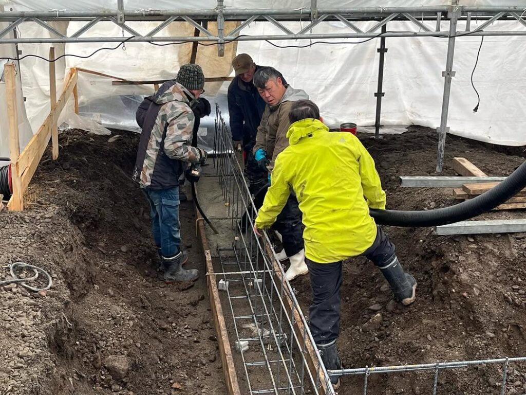 【東川町】東川の現場は外装と内部造作進行中