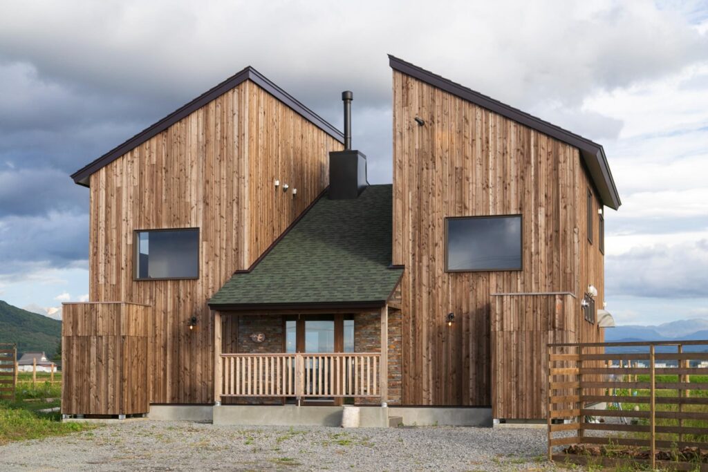 2024年4月、東川町西８号北２６に宿泊できるオーベルジュ「東川PERICAN（ペリカン）」が開店しました