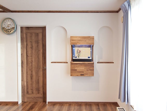 【東川町・A邸】アンティーク調の安らぐ施術室